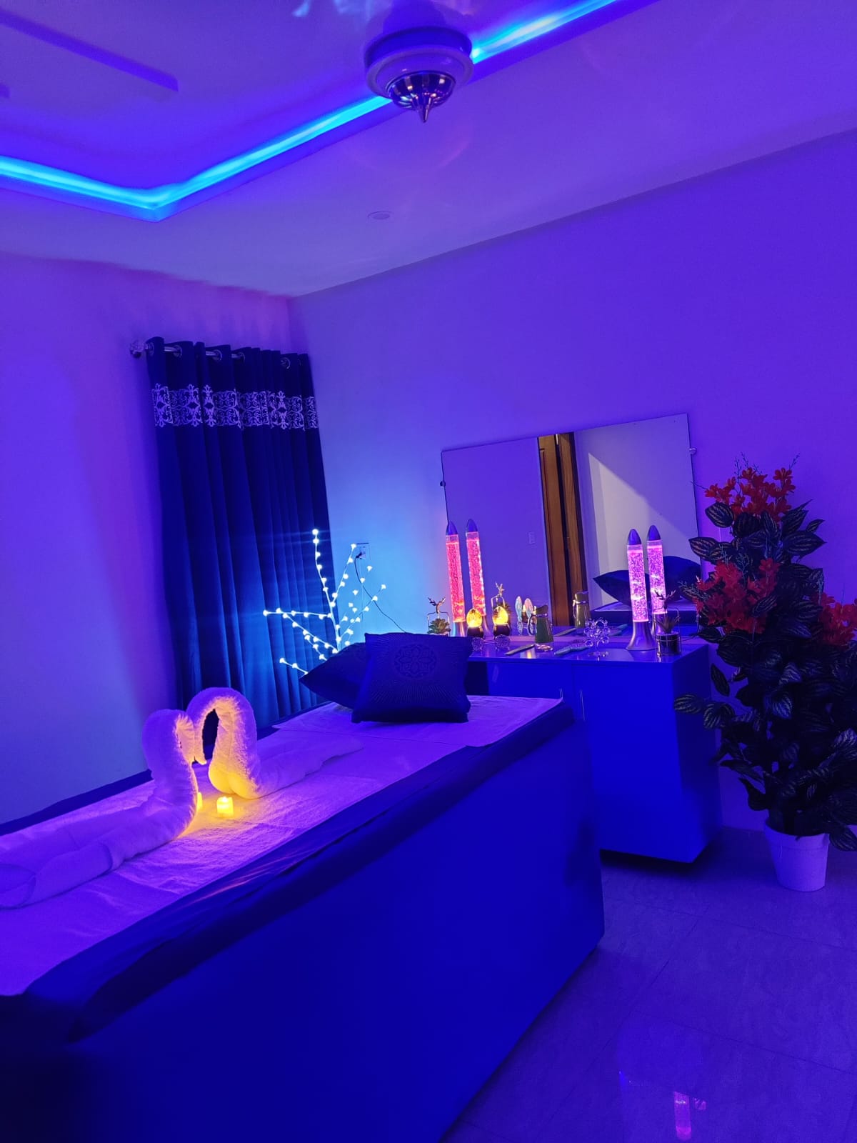 Beautiful spa room with a single bed for massage